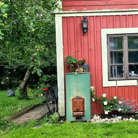 Viinikka Puutalo - Sauna, Garden, Grill - 90m2 度假居 坦佩雷
